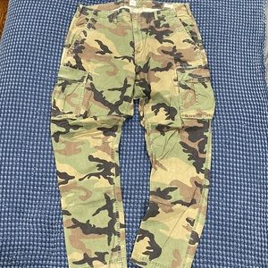Mens Gap Camo Pants